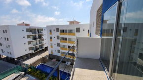 Loft 10 min from Oro &Holy Beach, Marina, Galerias